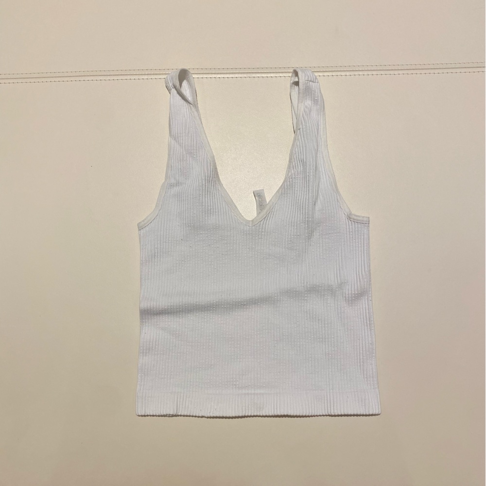 nikibiki rubbed white tank
